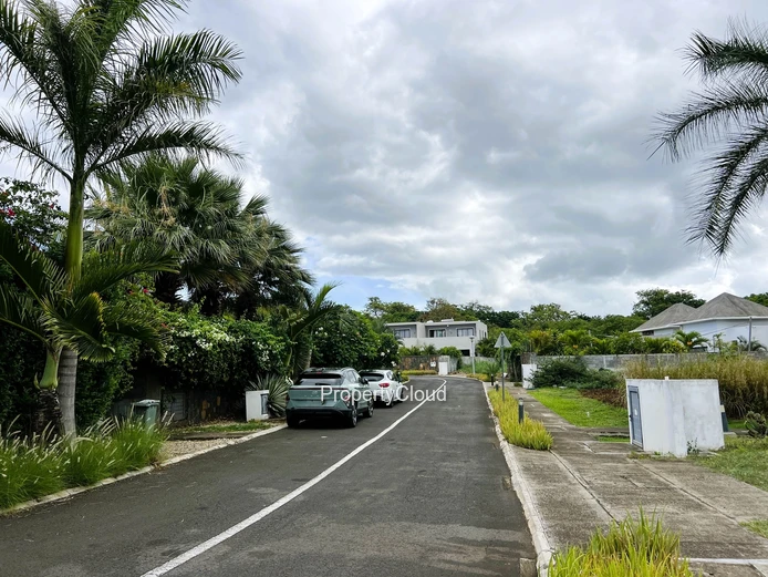 For Sale - Plot Of Land - Gated Community - Bambous