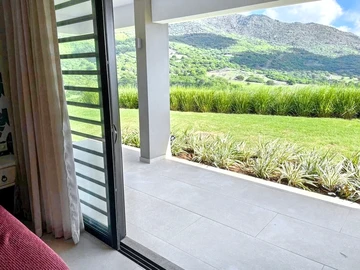 5 Bedroom Villa