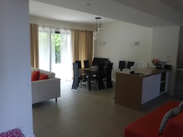 Townhouse, Duplex de 3 Chambres