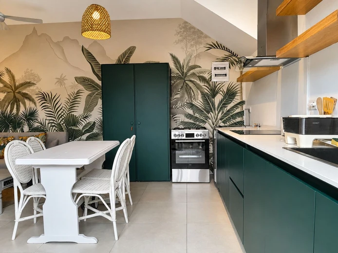 Studio contemporain de 60 m² à louer à Petite Rivière Noire