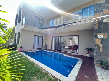 4 Bedroom Villa
