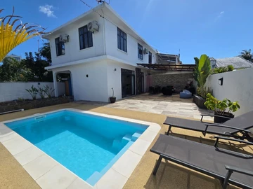 4 Bedroom Villa