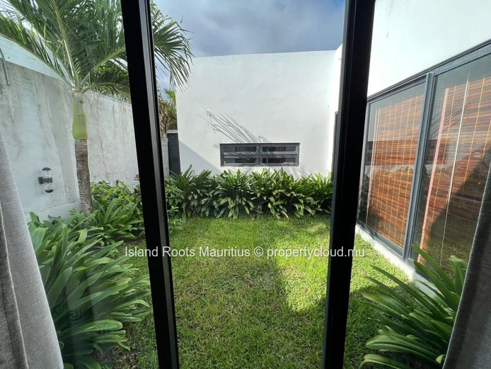 Charmante villa de plain pieds en location à Pereybère !