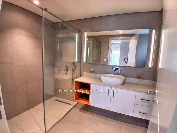 Luxury apartment in Pereybere