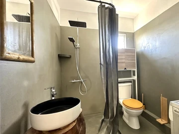 2 Bedroom Townhouse, Duplex