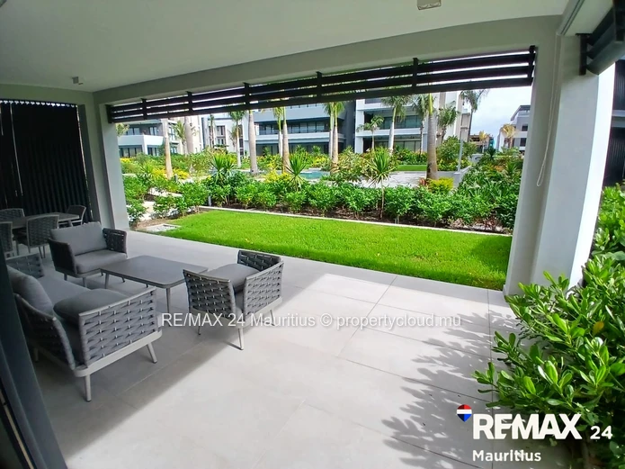 Luxury Coastal Living in Mont Choisy - Elegant Ground Floor Apartment Minutes from the Beach & Golf
