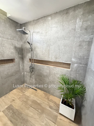 Penthouse d’exception à vendre avec piscine privée sur le rooftop ???????