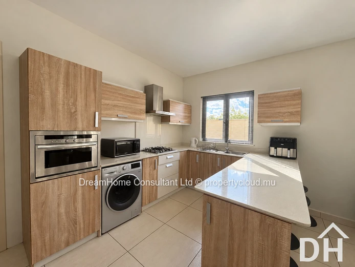 Appartement meublé d'une chambre au rez-de-chaussée