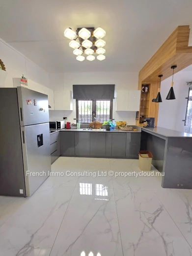 Belle villa de 5 chambres a sottise road Grand Baie