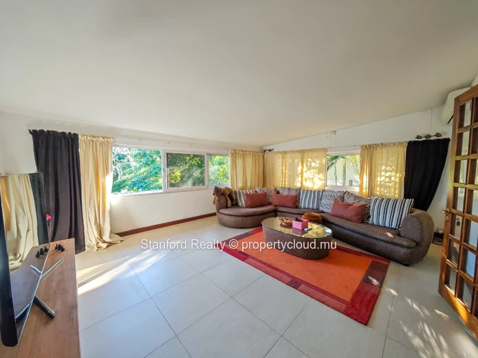 Villa moderne de 4 chambres à louer - Tamarin, Ouest