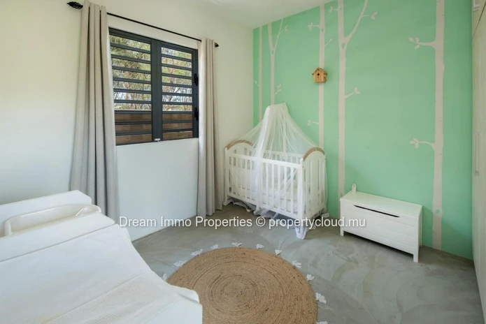 Belle Villa Sur Un Grand Terrain De 1 400 M² Proche De Grand Baie - Ile Maurice