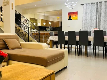4 Bedroom Villa