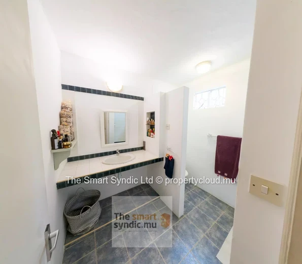 Appartement en rez-de-jardin à vendre – Péreybère