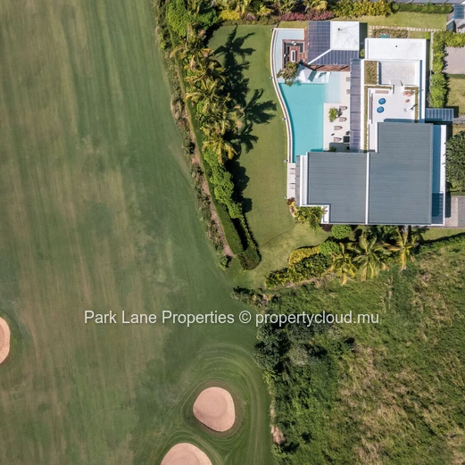 Luxury Villa in Anahita Mauritius – Contemporary Elegance in a Prestigious Estate