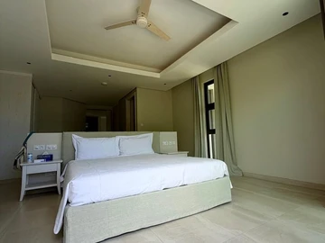 7 Bedroom Villa