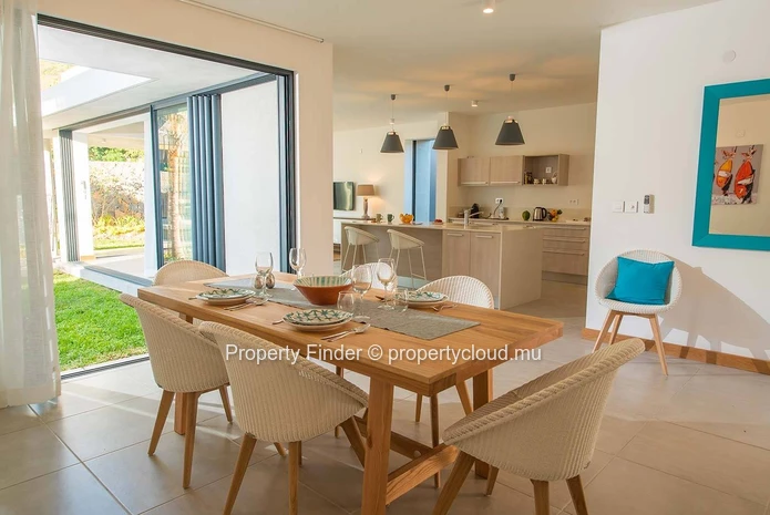Villa de Luxe 3 Chambres avec Piscine Privée à Rivière Noire
