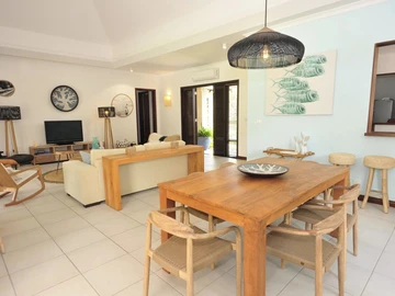 4 Bedroom Villa