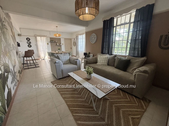 Appartement 3 chambres de 120 m² avec piscine à vendre à Albion