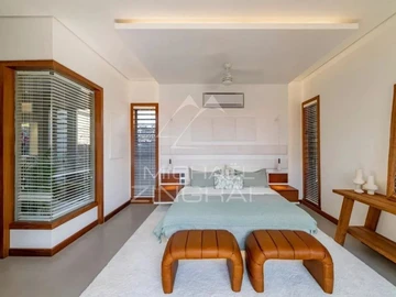 4 Bedroom Villa