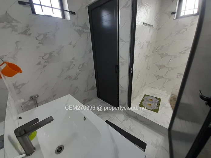 Maison familiale spacieuse à louer - Curepipe