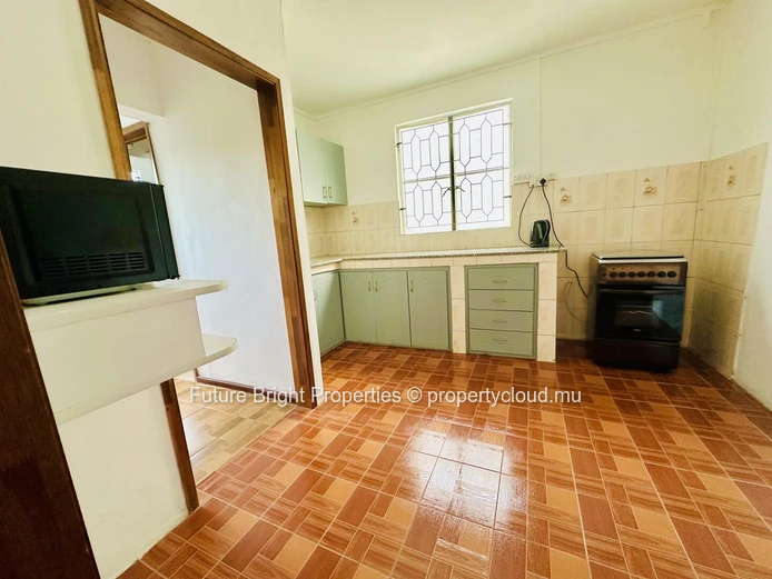 Inviting Ground Floor Apartment in Vacoas