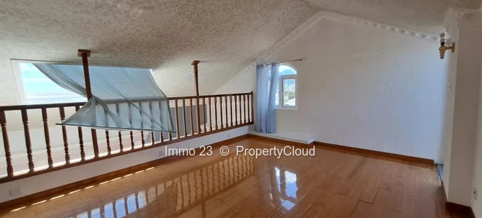 Penthouse - 5 chambres - Beau Bassin - Ref. PE81870VE