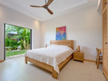 5 Bedroom Villa