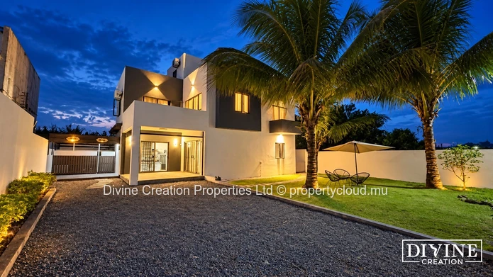 House For Sale – Providence