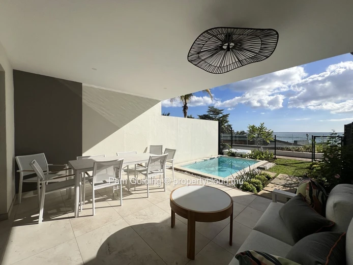 Appartement de 3 Chambres en Bord de Mer avec Piscine Privée à Vendre à l’Île Maurice