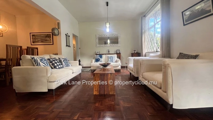 Modern single level house in Curepipe