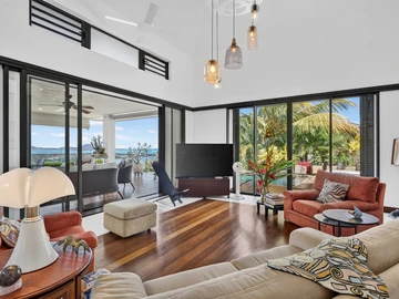 4 Bedroom Villa