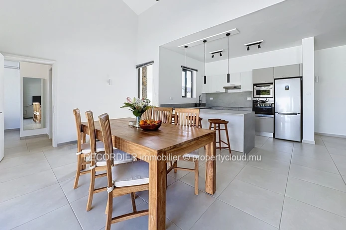 Magnifique maison neuve de plain pied en Exclusivité à louer dans un Domaine au calme