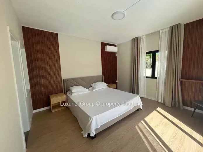 Contemporary 3-Bedroom Villa for Rent in Private Calodyne Residence