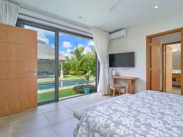 4 Bedroom Villa