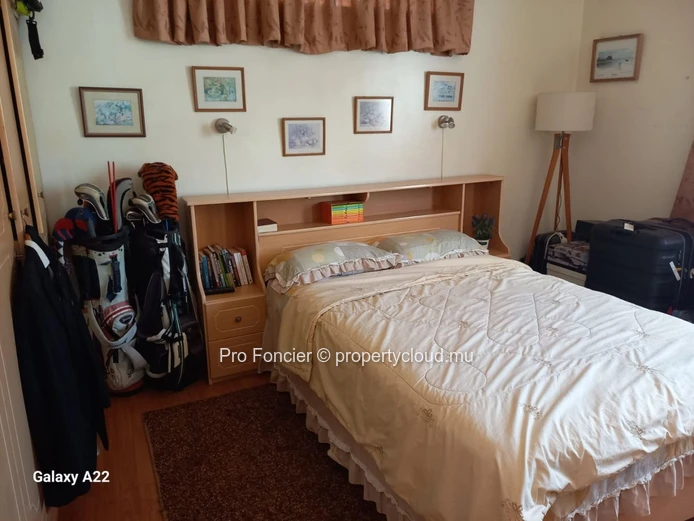 House for sale in Rose-Hill - Charming & Peaceful Setting