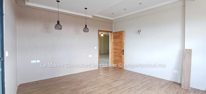3-bedroom apartments, including one en-suite, furnished and equipped, with elevator.