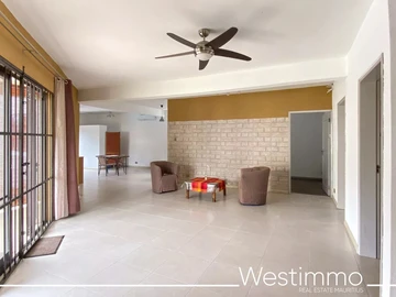 8 Bedroom Villa