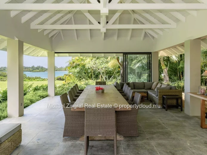 Mauritius - Beachfront Villa - Beau Champ