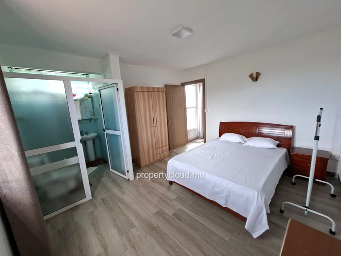Flic-en-Flac – Charming 4-bedroom house with swimming pool in a residential area