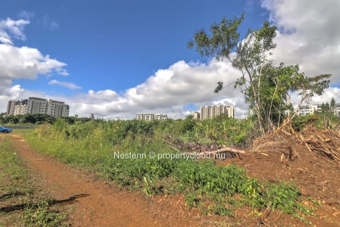 Residential & commercial/residential Plot of 4220.77 