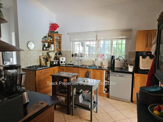 Villa à Louer à Grand Baie – À Deux Pas de la Plage