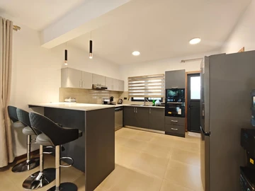 4 Bedroom Villa