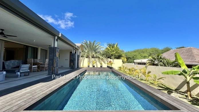 Villa de 4 chambres neuve avec piscine à Tamarin - Prête à emménager