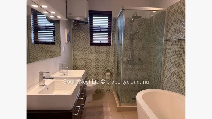 Exceptionnel penthouse en duplex de 4 chambres à La Preneuse – Côte Ouest de l'île Maurice
