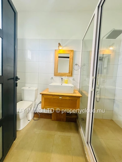 New Listing – Spacious 4-Bedroom Villa for sale in Mont Choisy