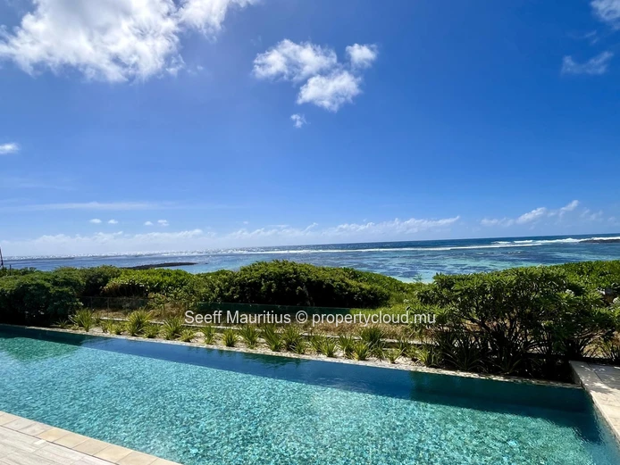 Coastal Oasis: Luxurious 3-Bedroom Apartment with Sea Views