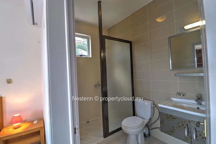 Beautiful 3-bedroom duplex in Pointe aux Piments