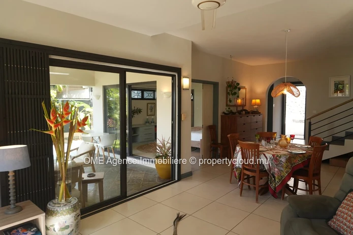 4-Bedroom Home with Panoramic Ocean Views