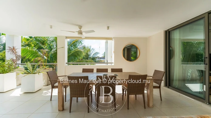 GRAND BAIE - Ultra-Luxury Penthouse - 3 Bedrooms