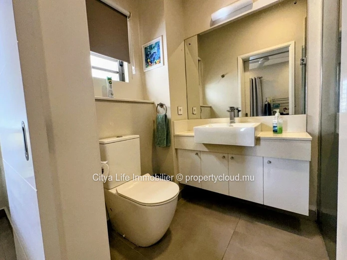 Penthouse de 3 chambres avec piscine à vendre à Péreybère